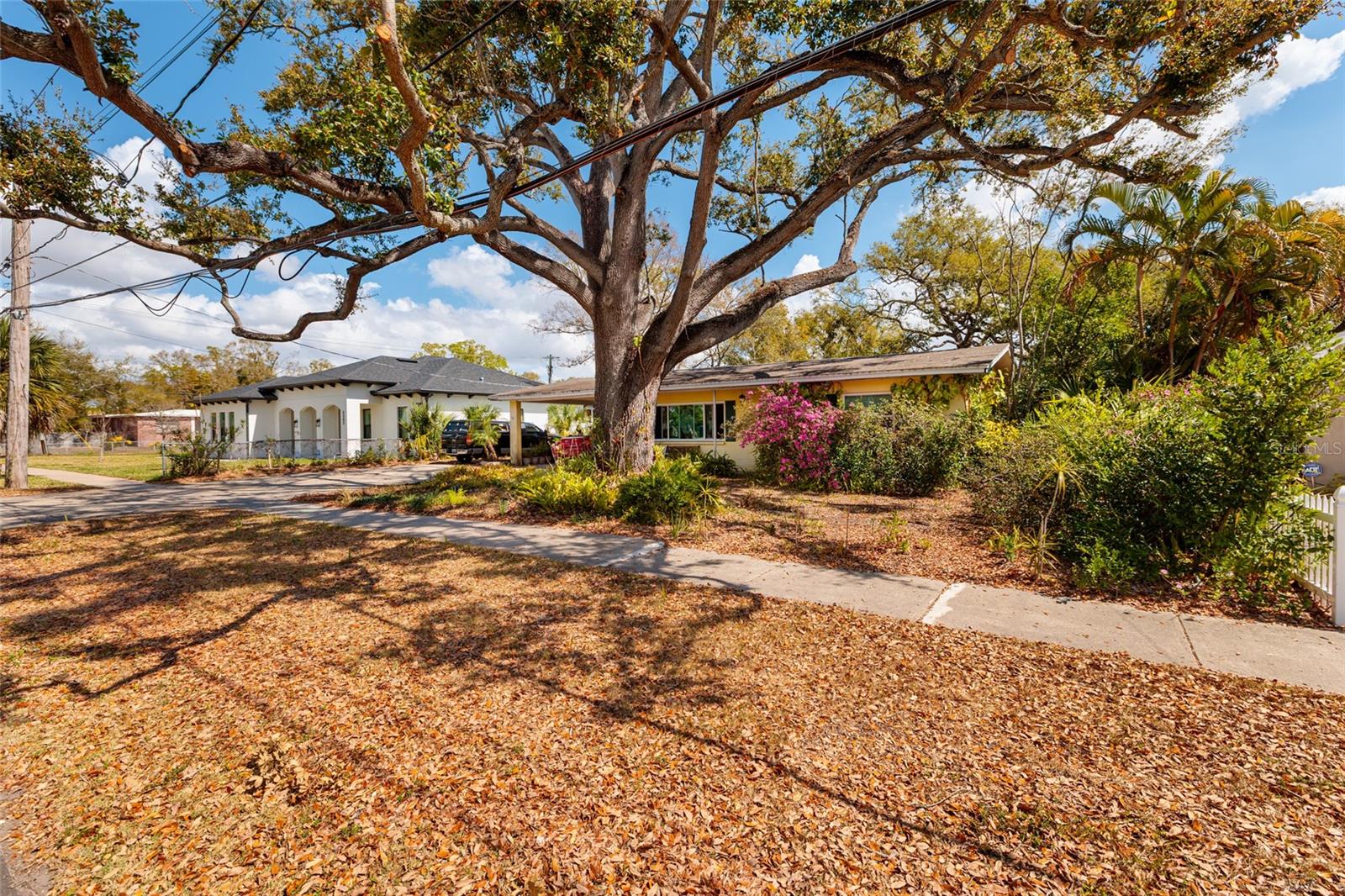 Image 8 of 30 For 2306 Lois Avenue