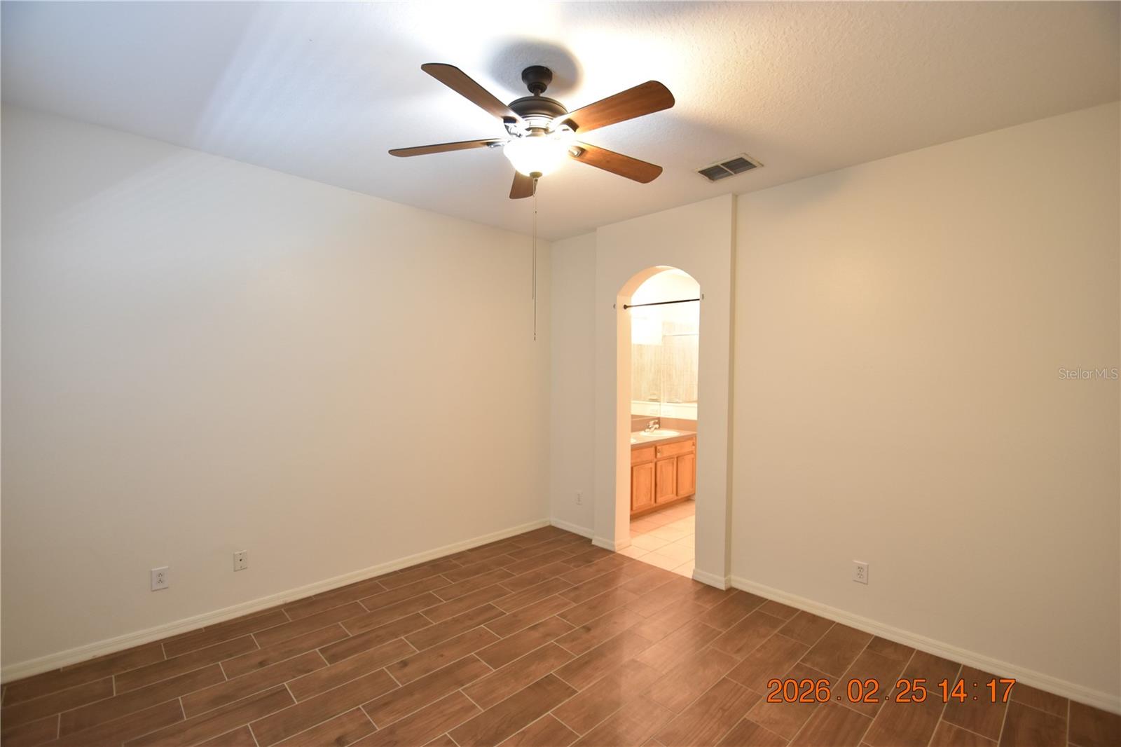 Image 21 of 46 For 813 Parsons Pointe Street