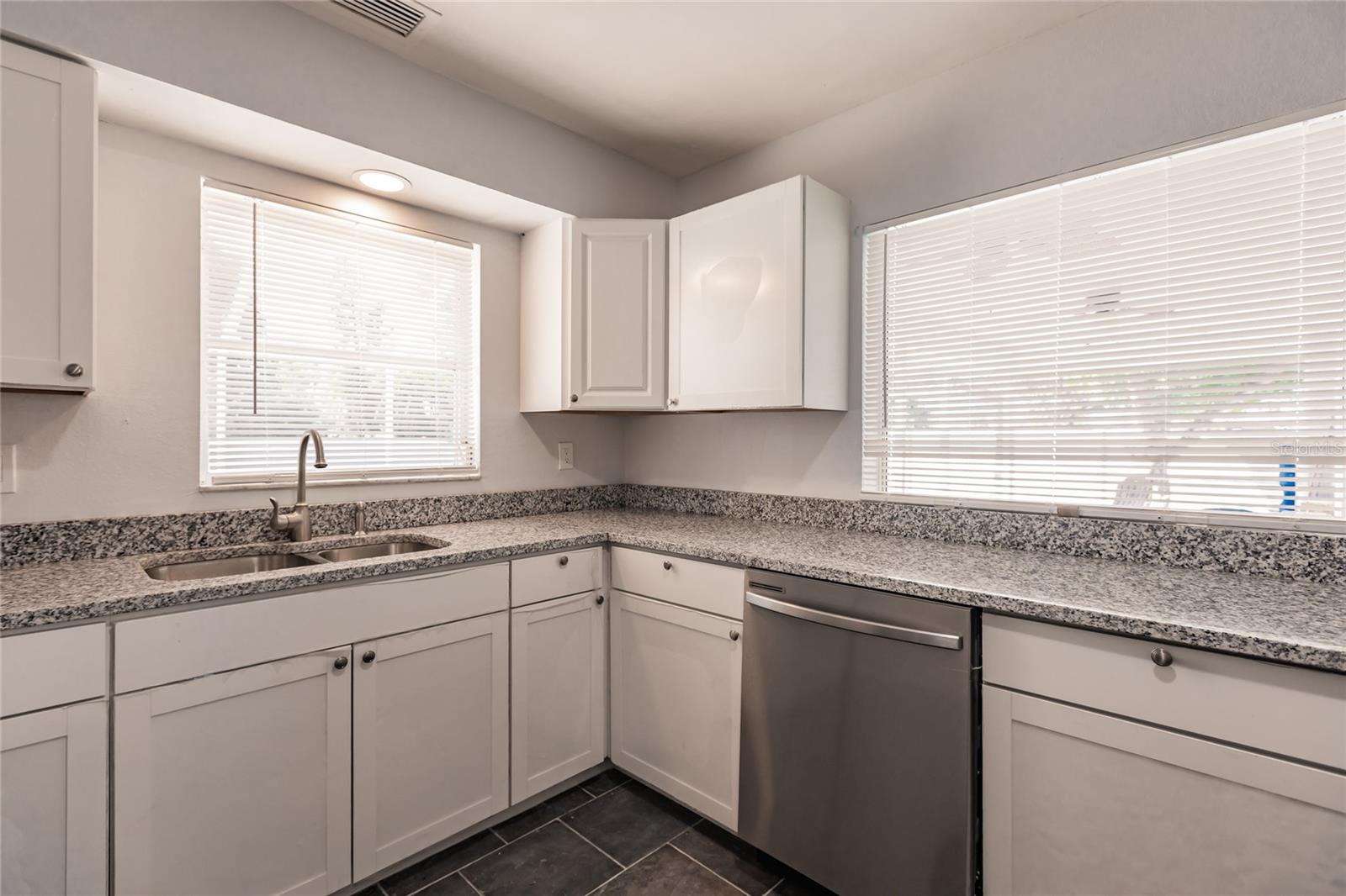 Image 18 of 37 For 11065 Waterford Avenue