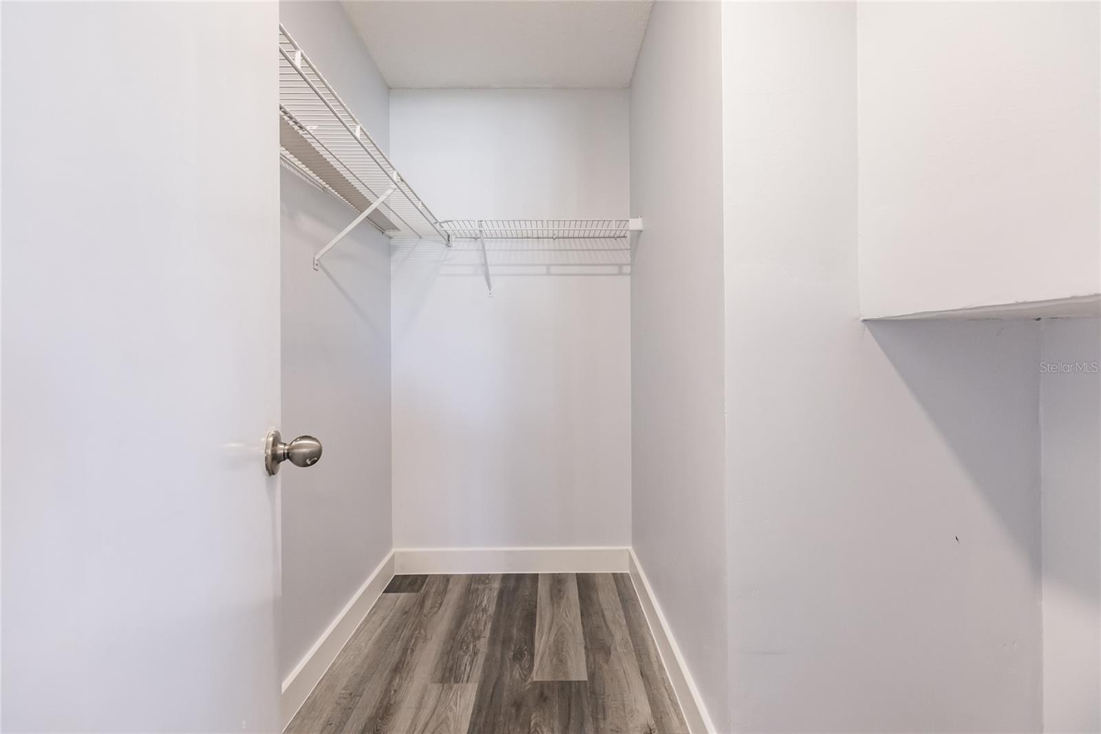 Image 23 of 37 For 11065 Waterford Avenue