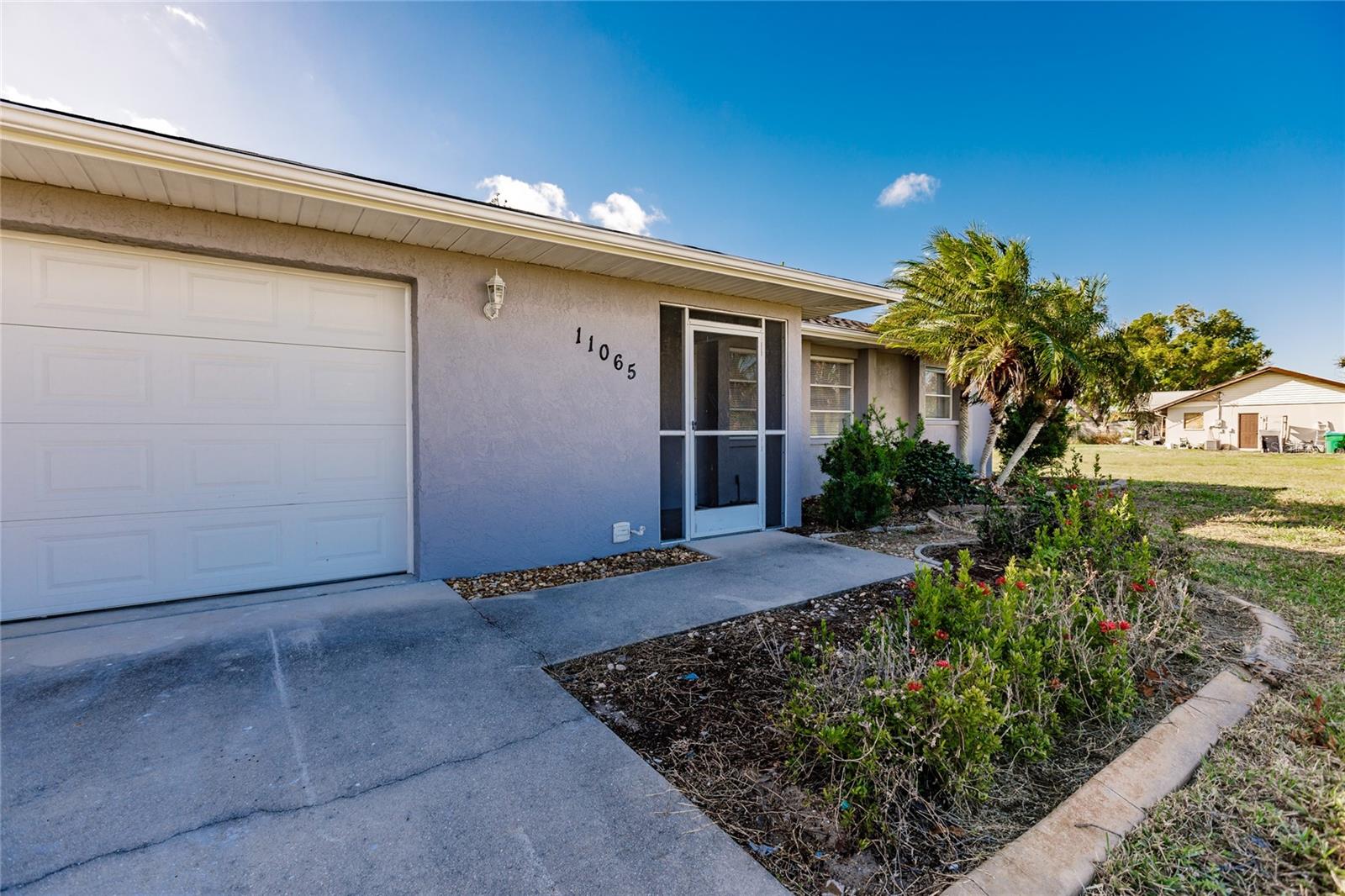 Image 4 of 37 For 11065 Waterford Avenue