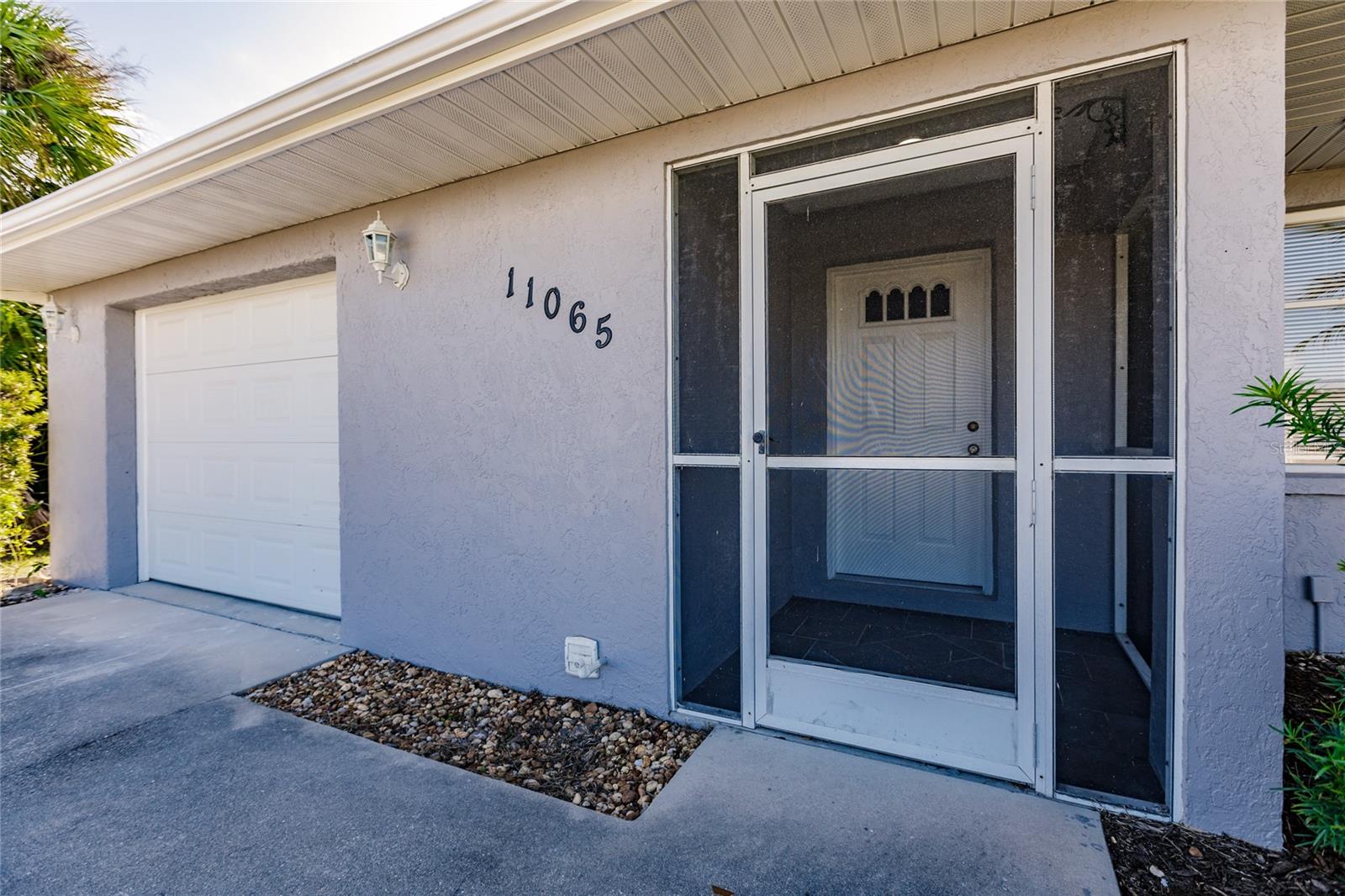 Image 5 of 37 For 11065 Waterford Avenue