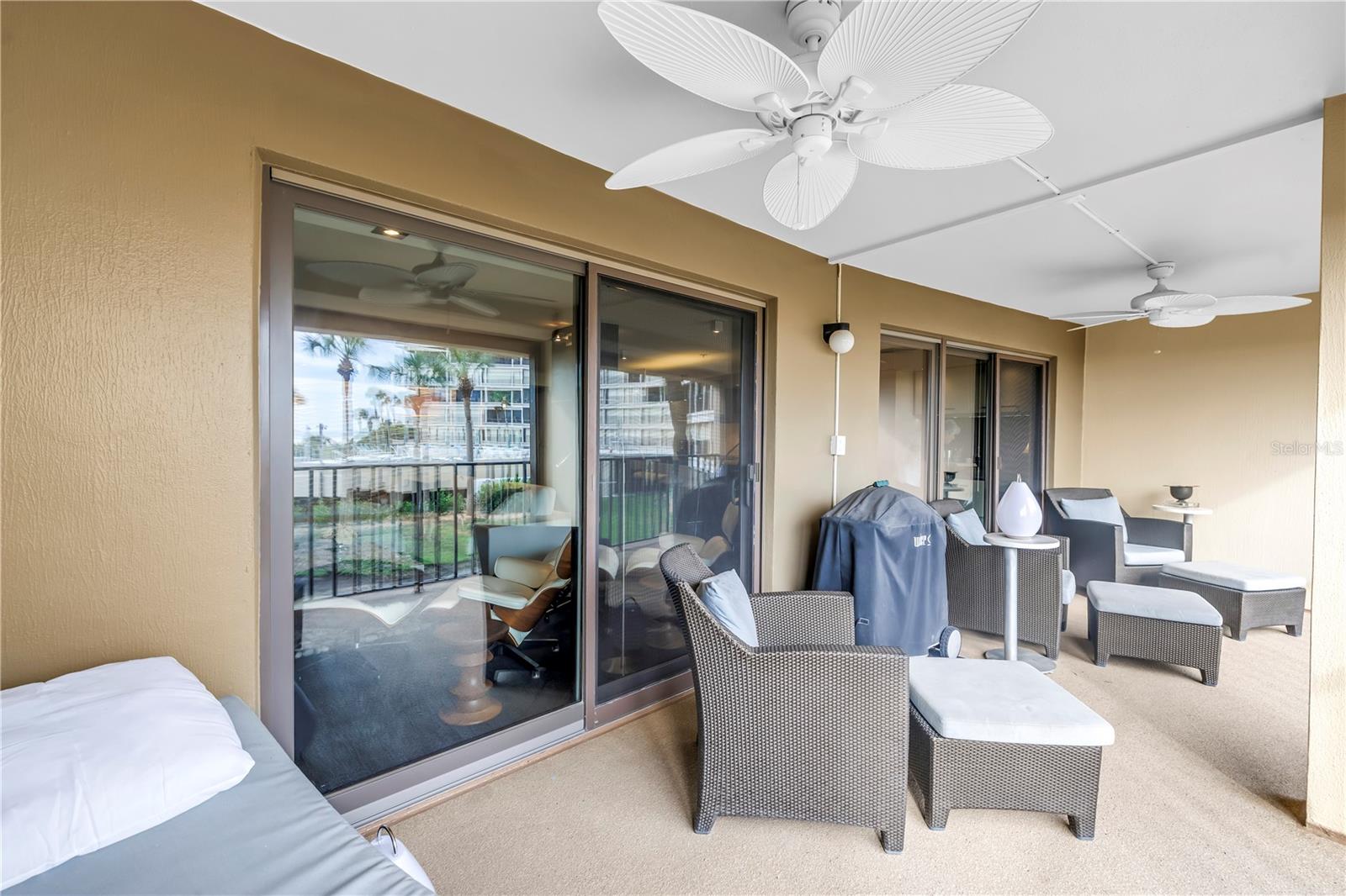 Image 11 of 41 For 4450 Gulf Boulevard 113