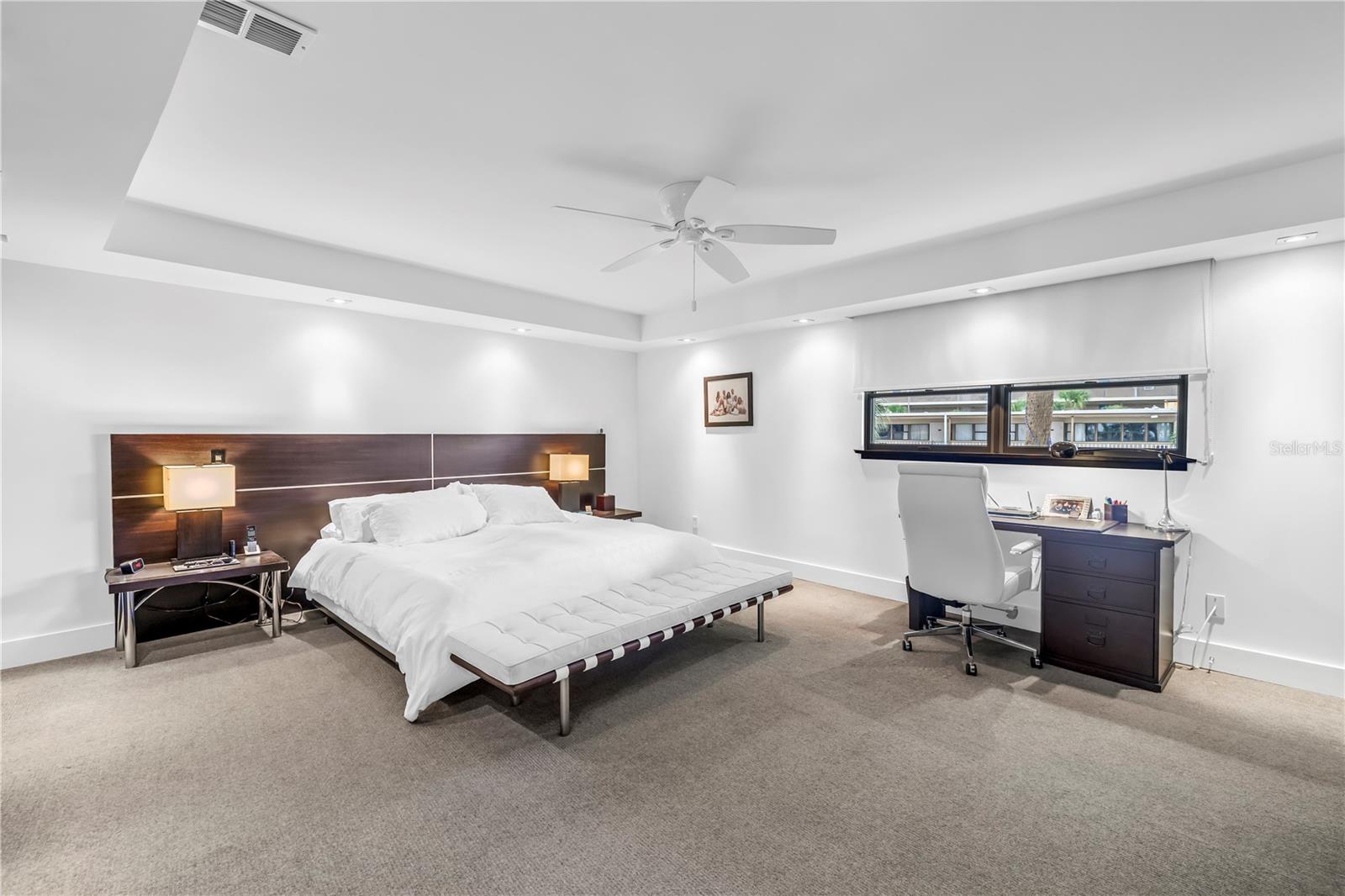 Image 25 of 41 For 4450 Gulf Boulevard 113