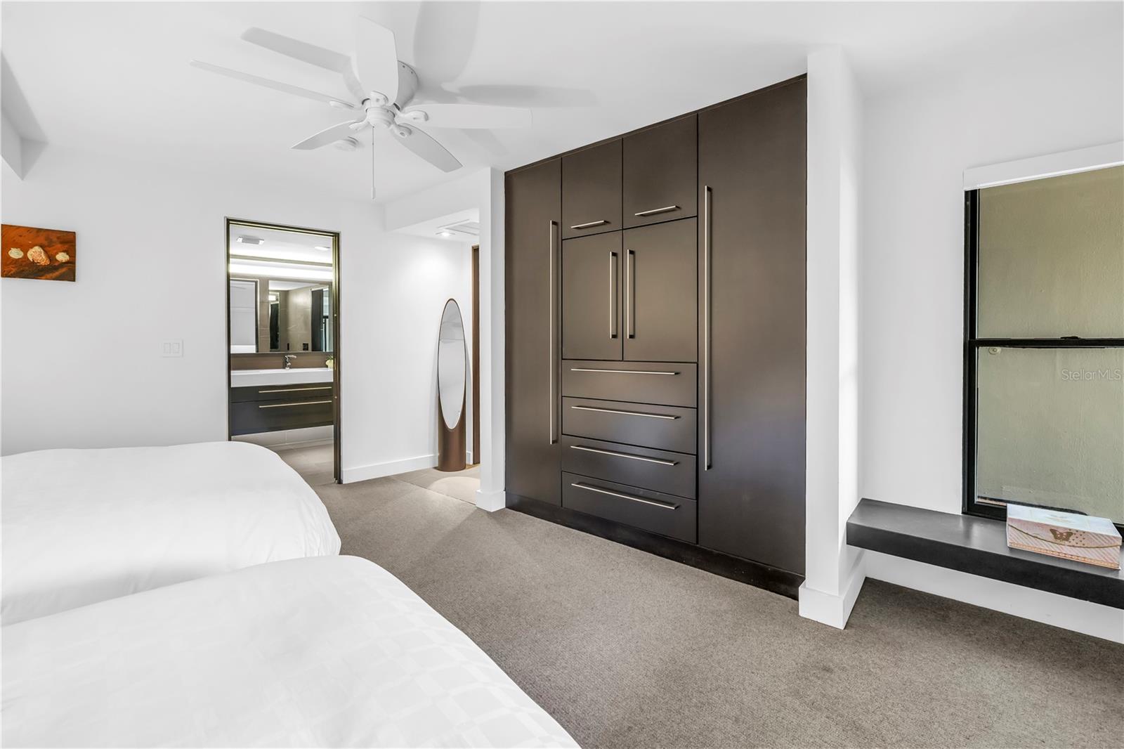 Image 37 of 41 For 4450 Gulf Boulevard 113