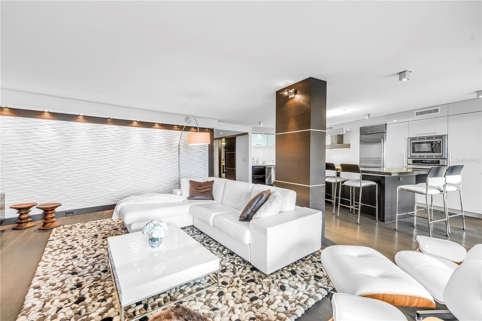 Image 7 of 41 For 4450 Gulf Boulevard 113