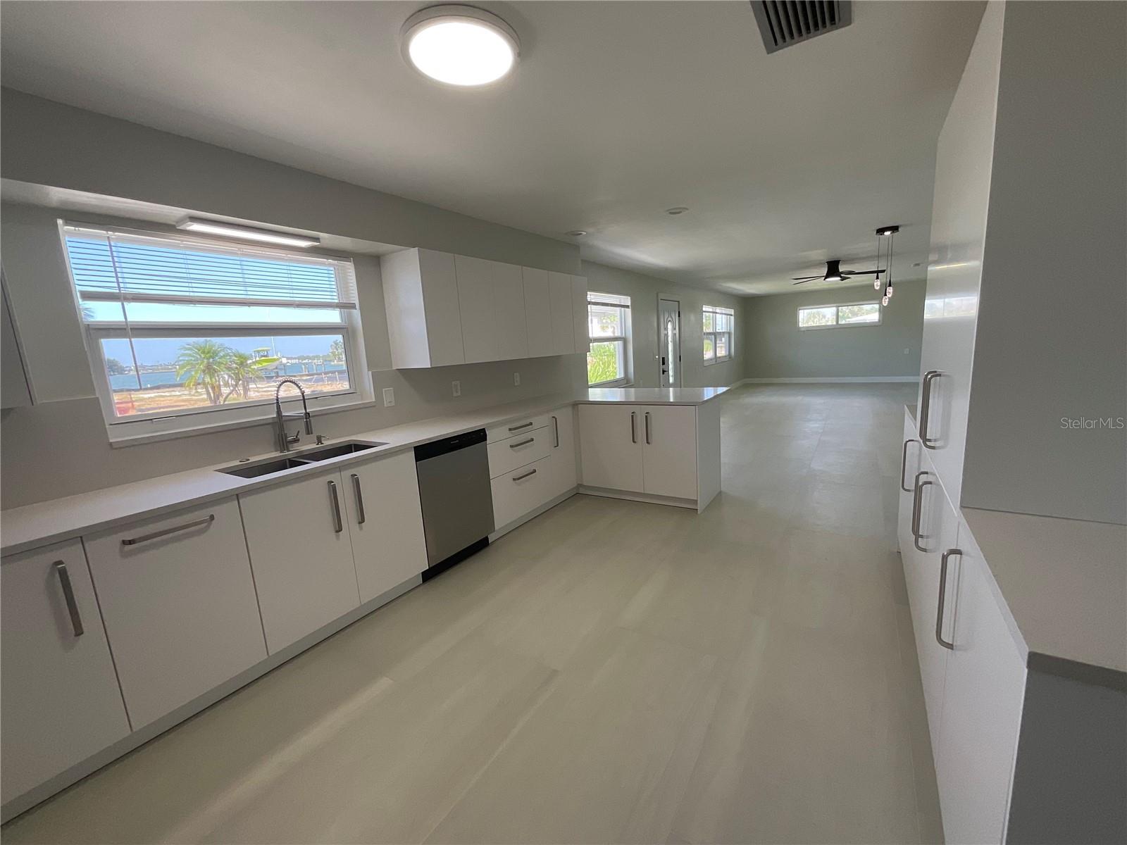 Image 13 of 30 For 14181 Parsley Drive