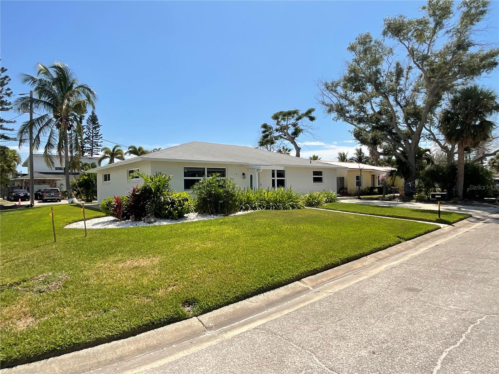 Image 2 of 30 For 14181 Parsley Drive