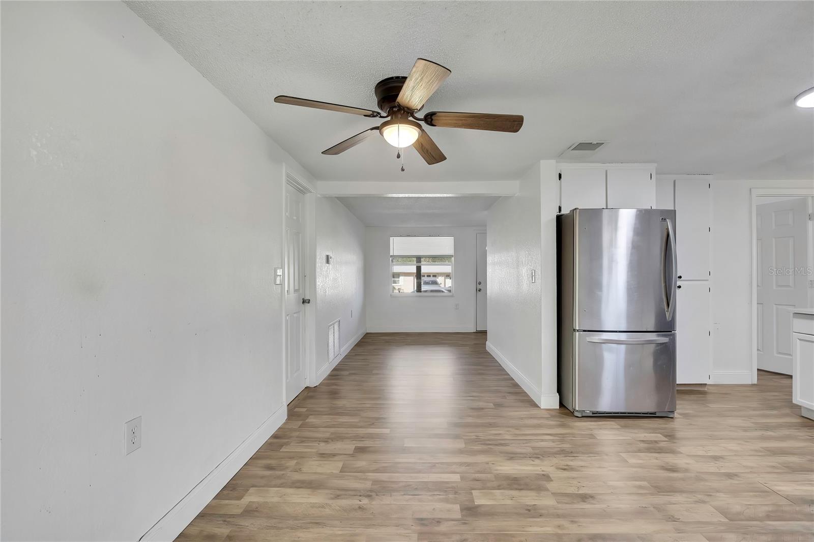 Image 13 of 44 For 1448 Saplin Drive