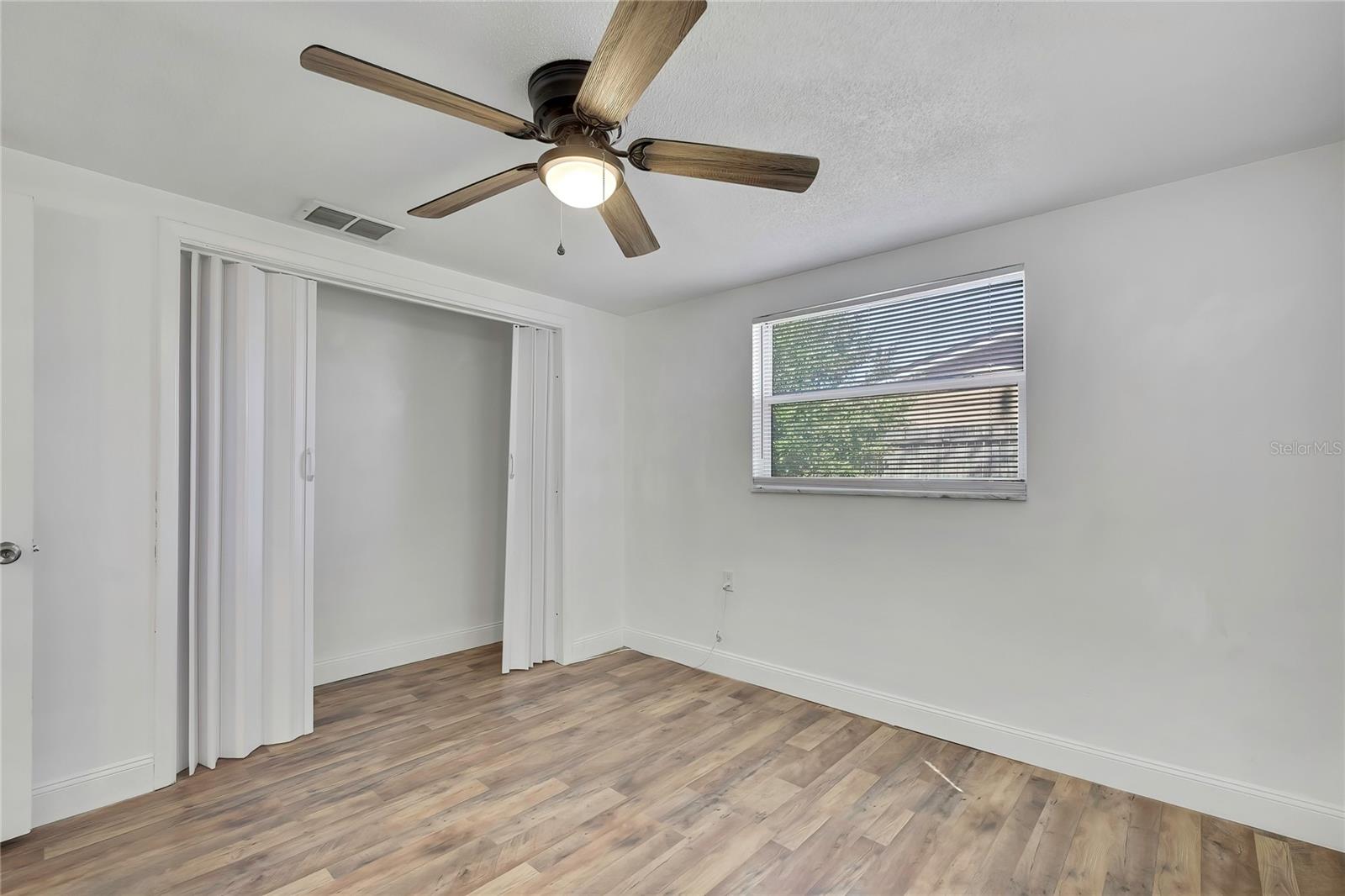 Image 29 of 44 For 1448 Saplin Drive