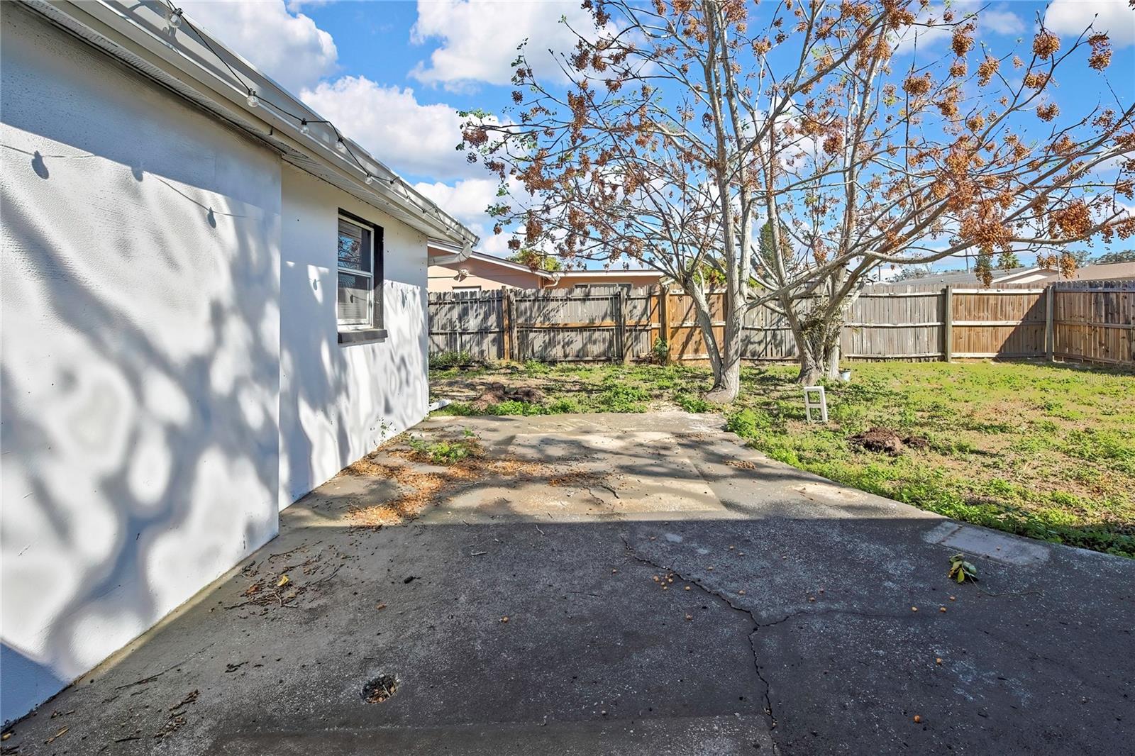 Image 38 of 44 For 1448 Saplin Drive