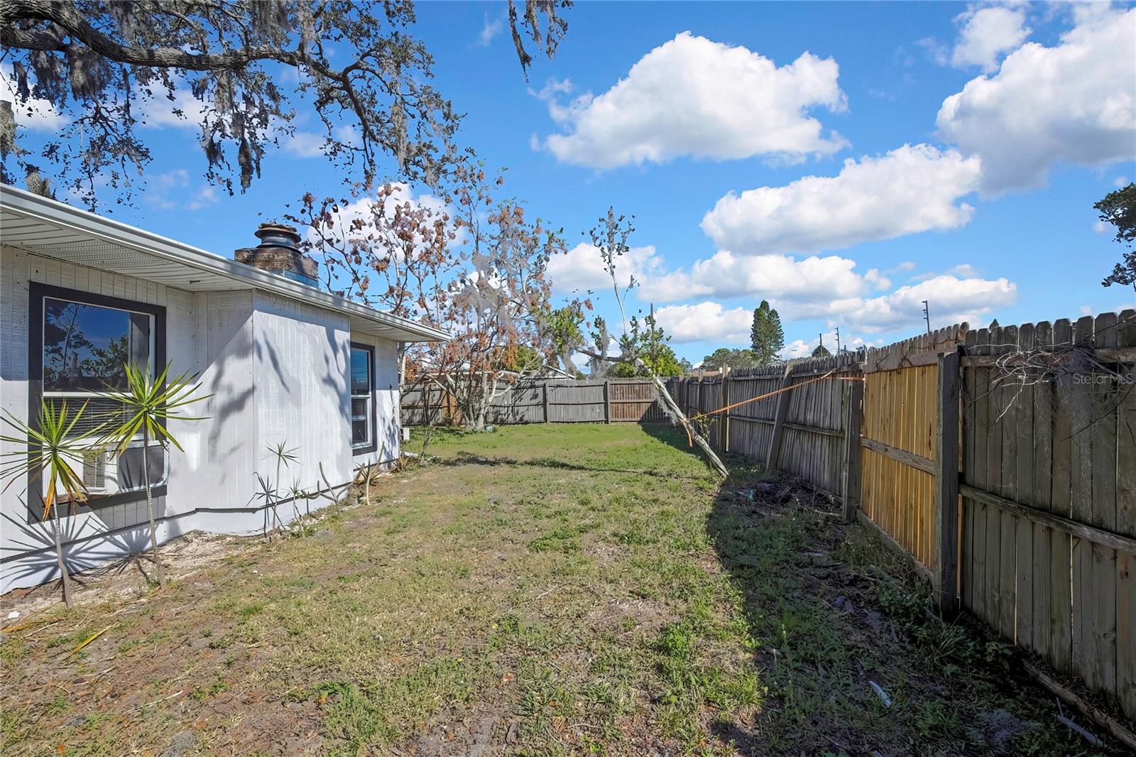 Image 43 of 44 For 1448 Saplin Drive