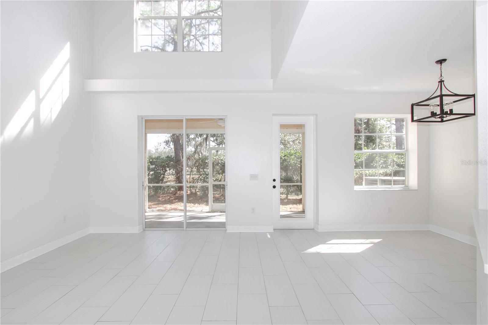 Image 15 of 34 For 6407 Rosefinch Court 104