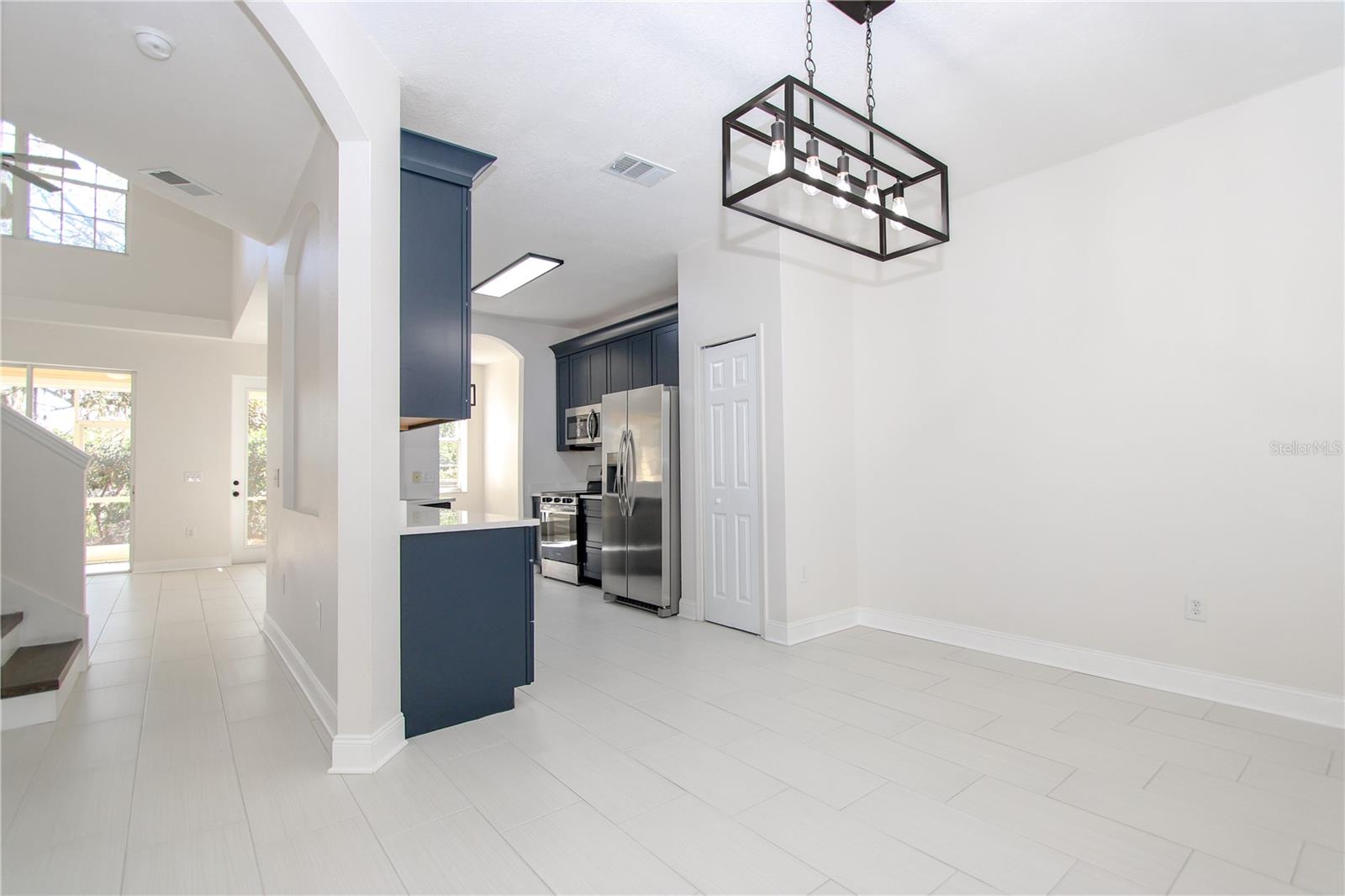 Image 6 of 34 For 6407 Rosefinch Court 104