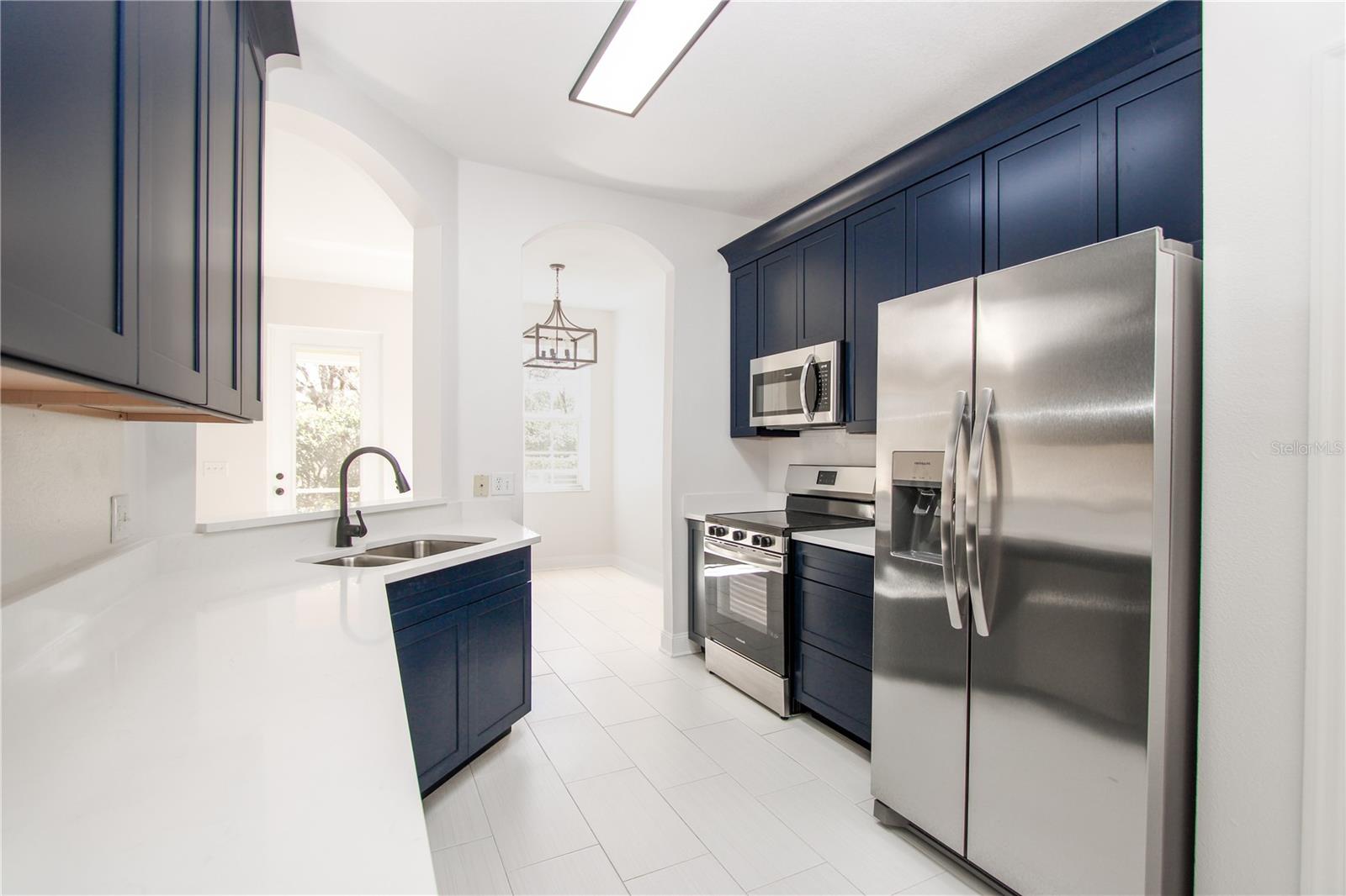 Image 7 of 34 For 6407 Rosefinch Court 104