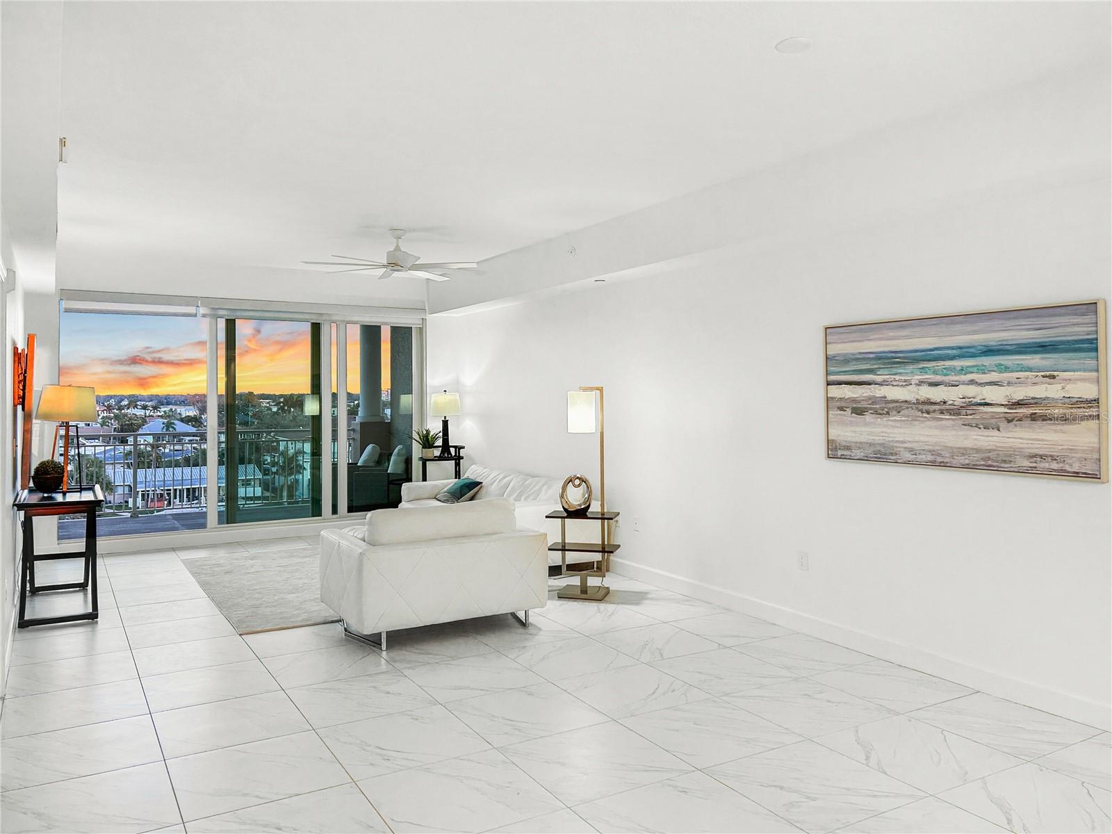 Image 29 of 35 For 125 Island Way 502