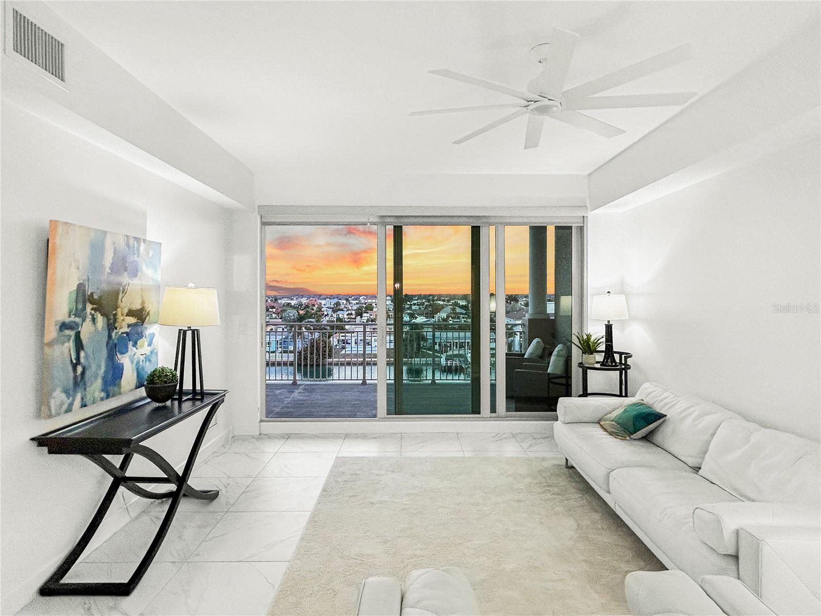 Image 34 of 35 For 125 Island Way 502