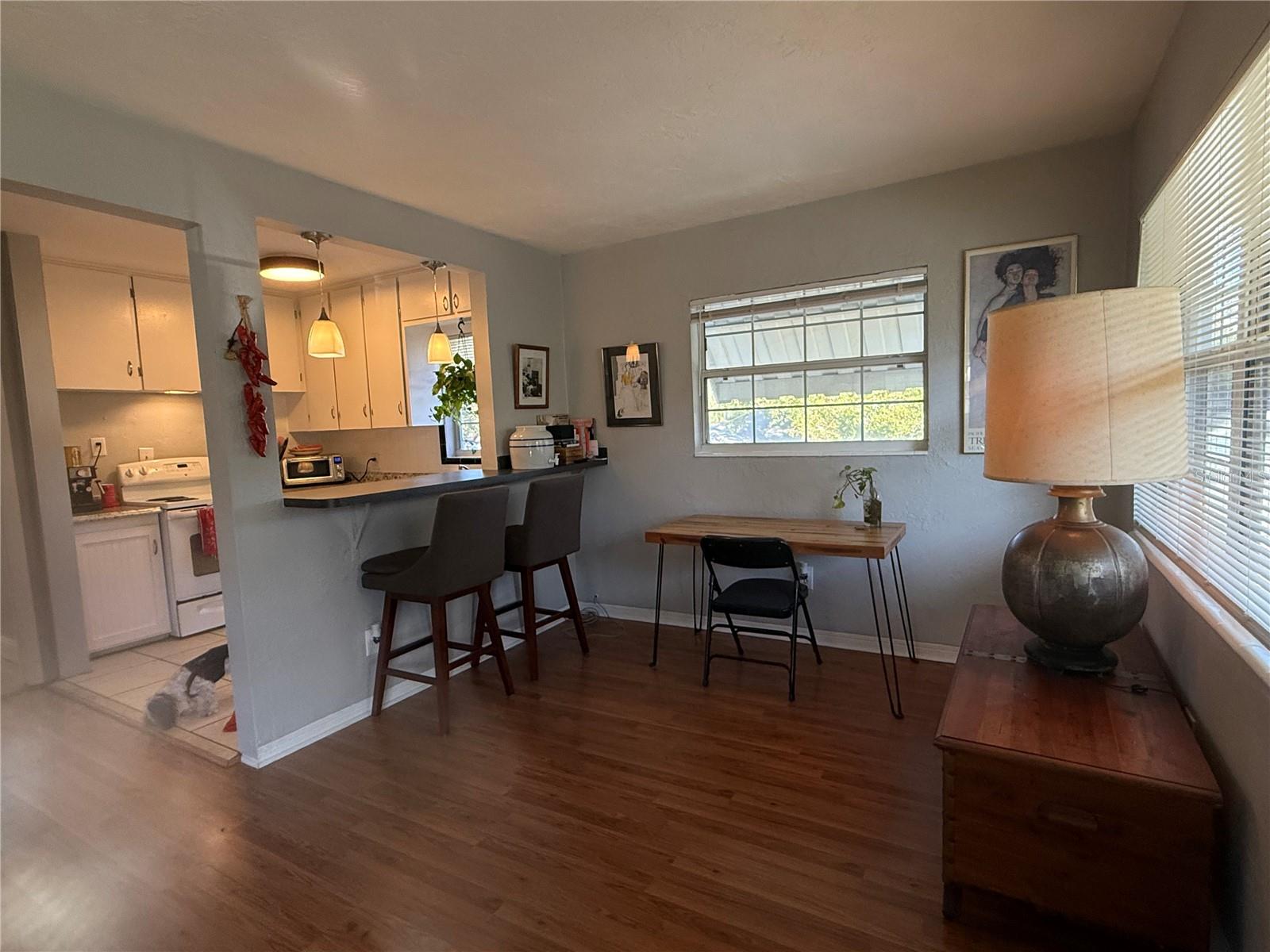 Image 6 of 13 For 833 12th Avenue N B