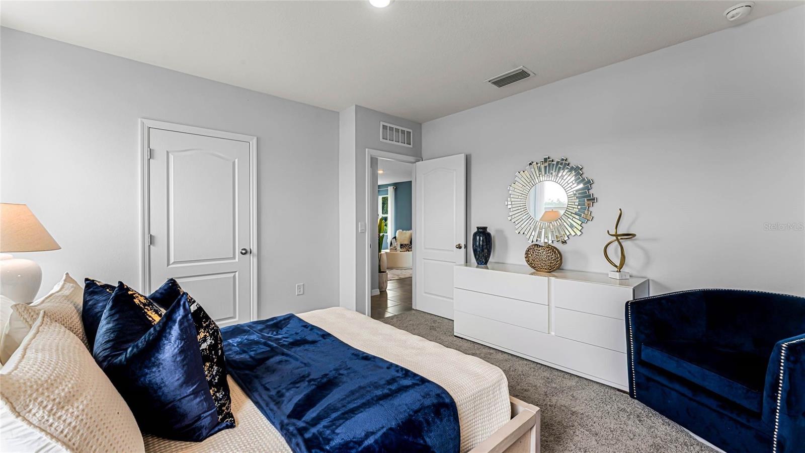 Listing photo id 15 for 35526 Sunflower Hill Drive