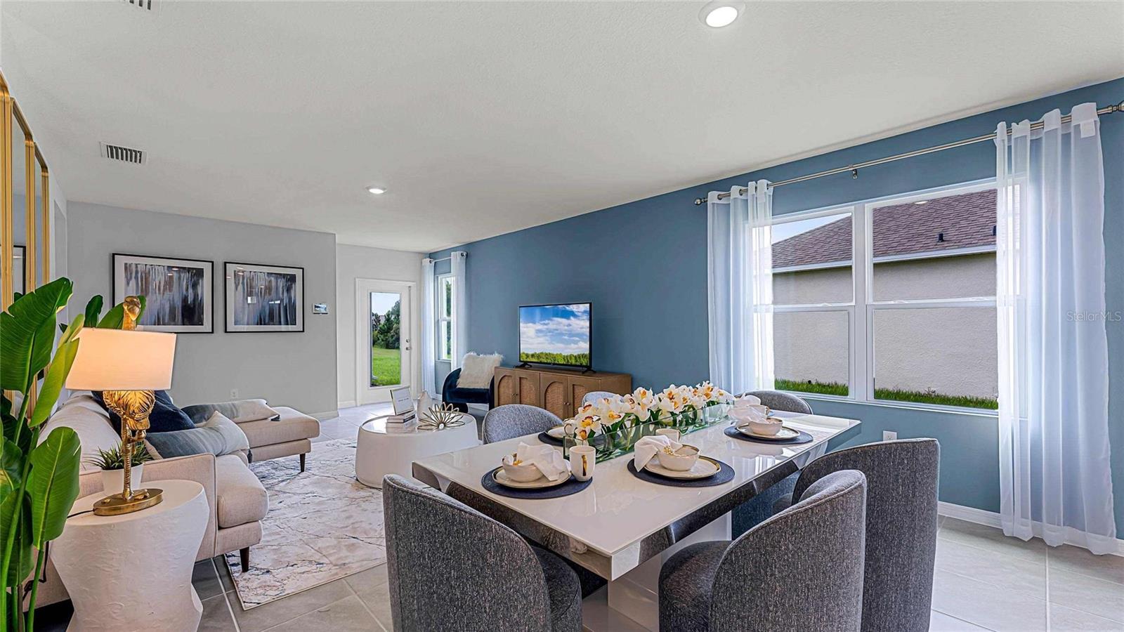 Listing photo id 3 for 35526 Sunflower Hill Drive