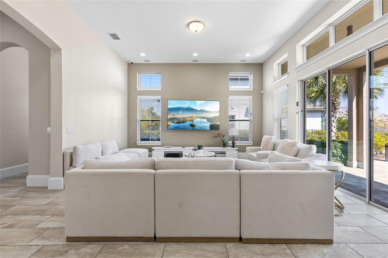 Image 16 of 62 For 14201 Corrigan Avenue