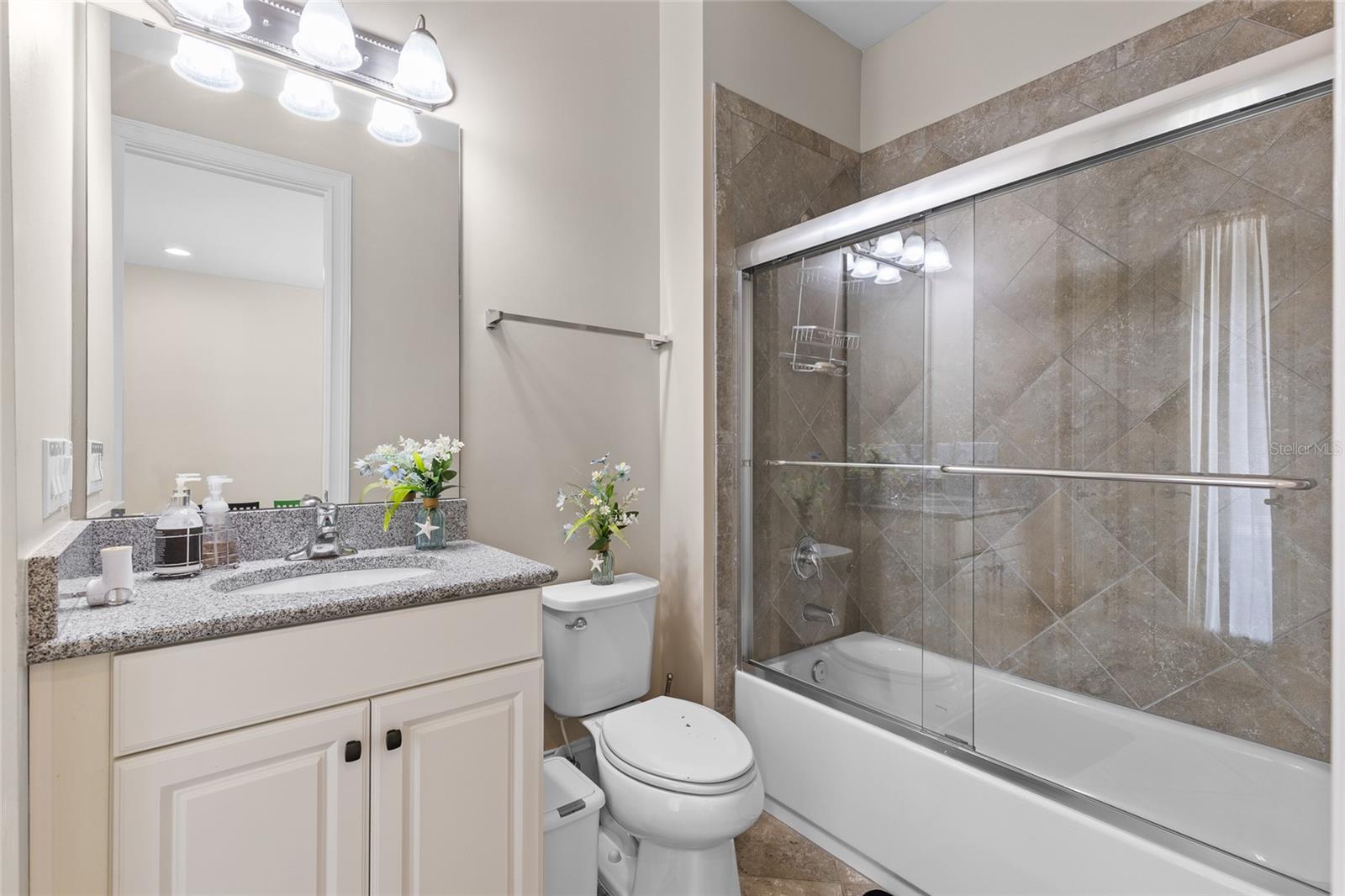 Image 52 of 62 For 14201 Corrigan Avenue