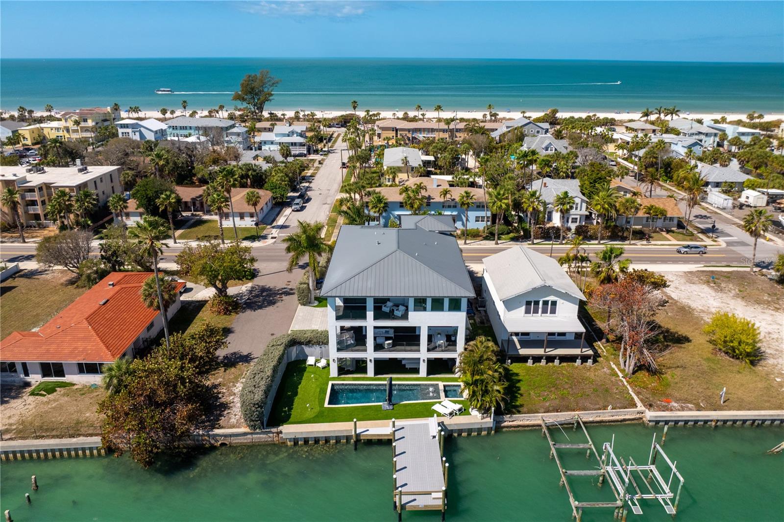 Image 10 of 37 For 1801 Pass A Grille Way