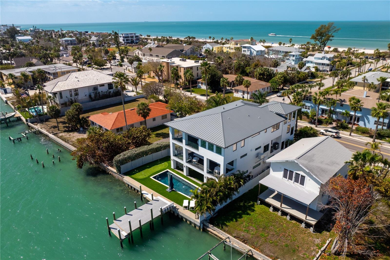 Image 11 of 37 For 1801 Pass A Grille Way