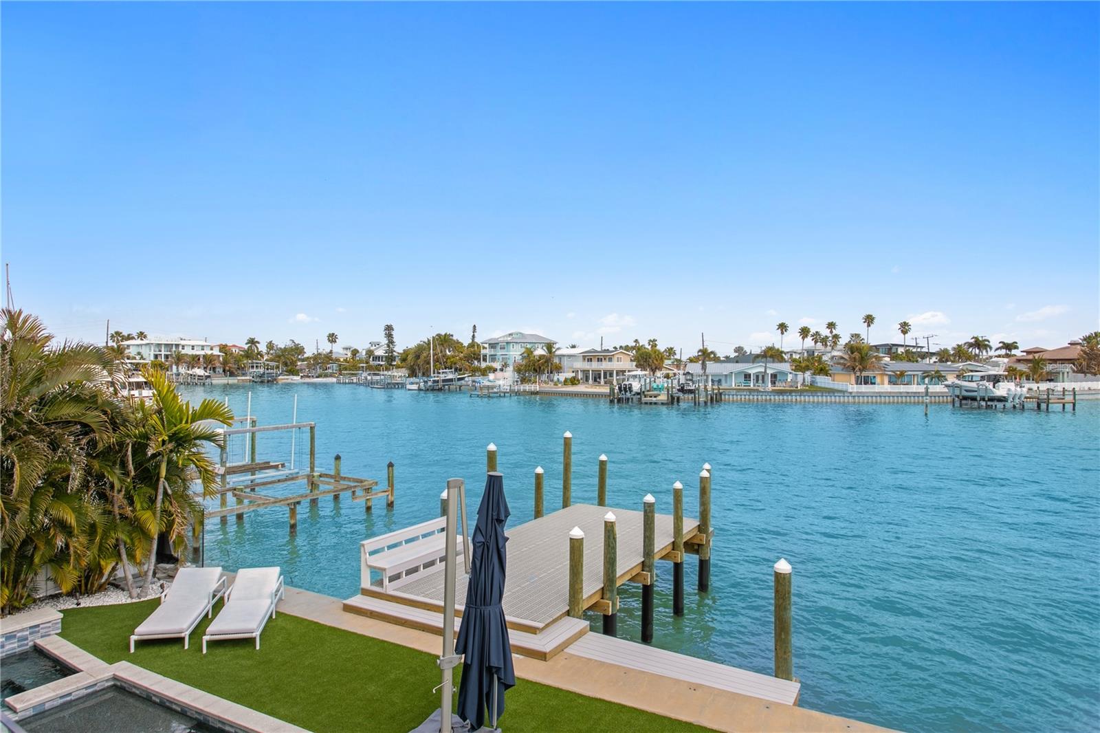 Image 19 of 37 For 1801 Pass A Grille Way