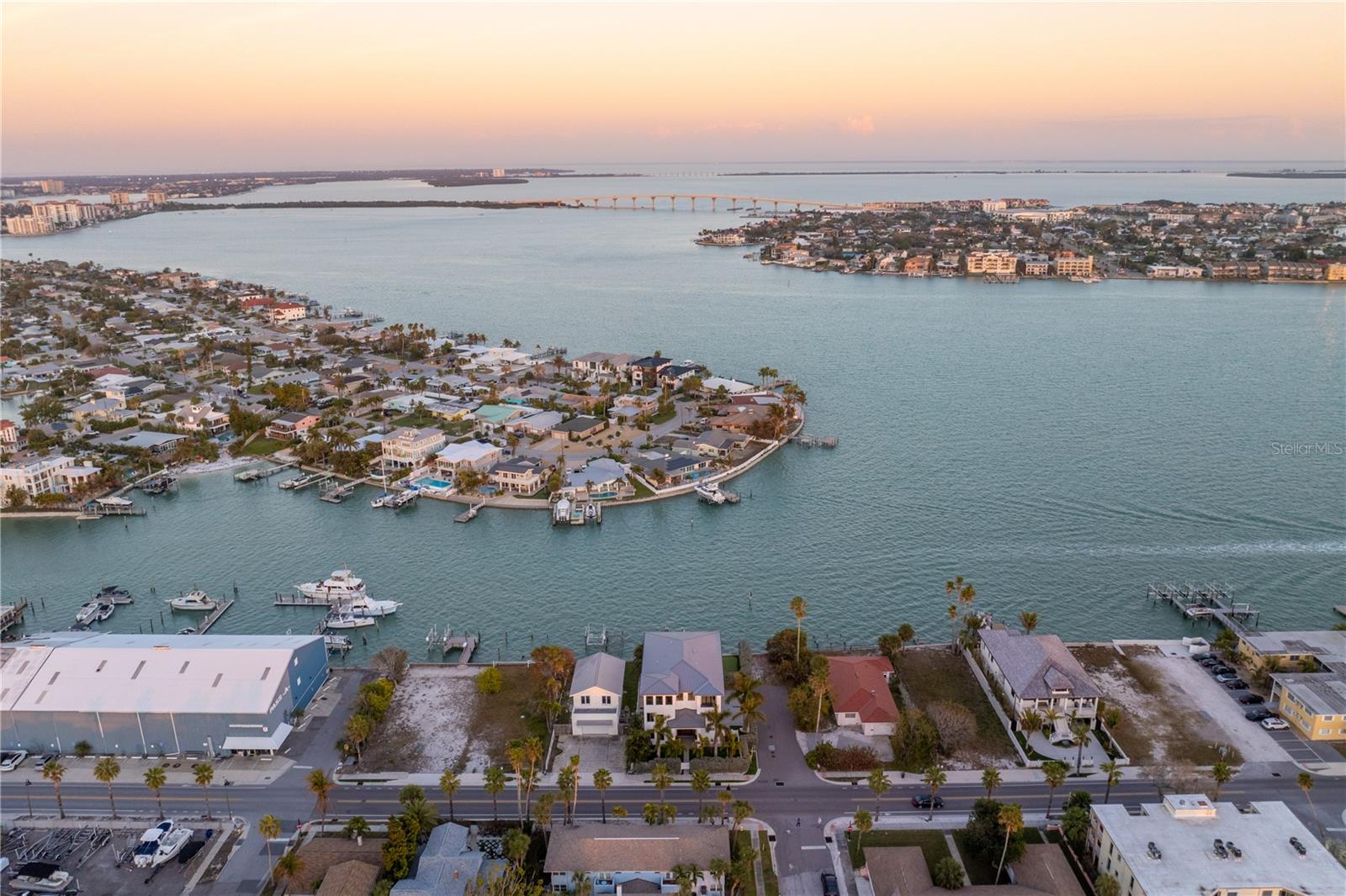 Image 25 of 37 For 1801 Pass A Grille Way