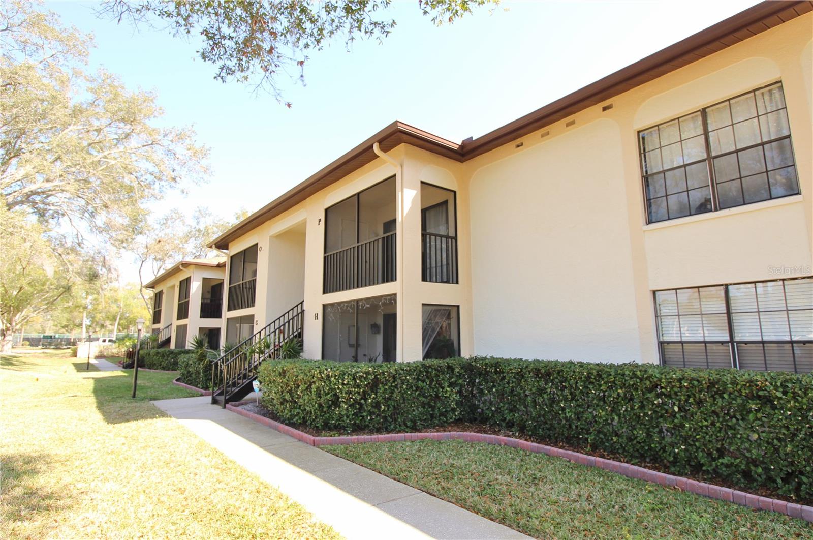 Image 5 of 25 For 3400 Crystal Court W O