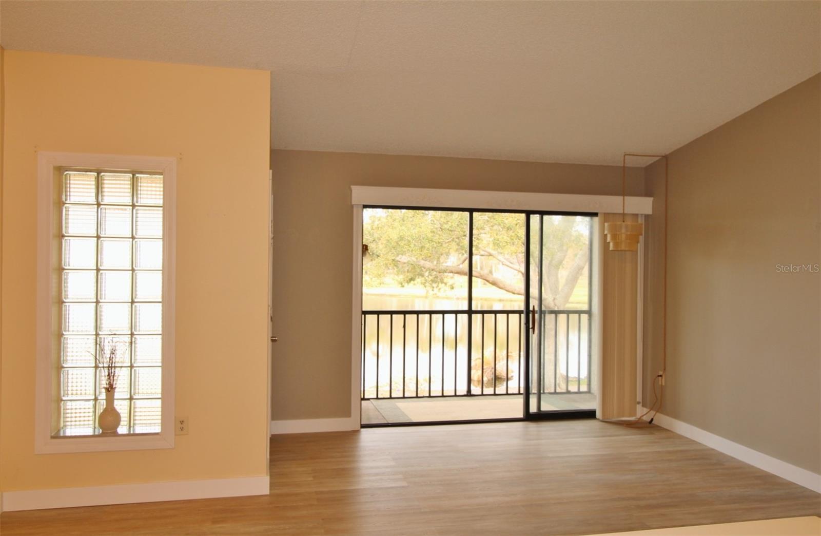 Image 9 of 25 For 3400 Crystal Court W O