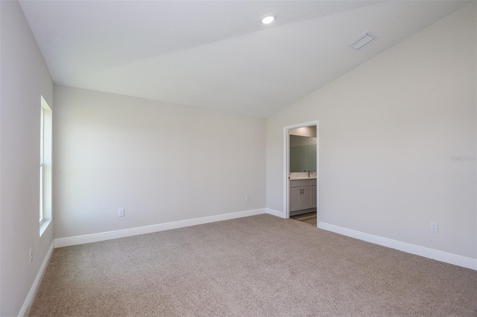 Image 13 of 28 For 6168 Sw 96th Place