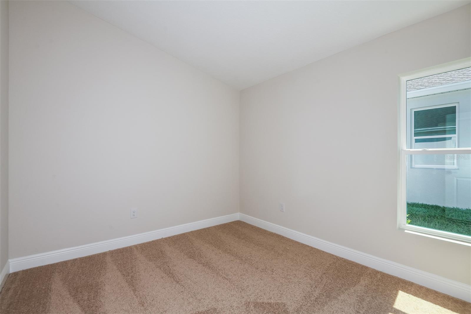 Image 17 of 28 For 6168 Sw 96th Place