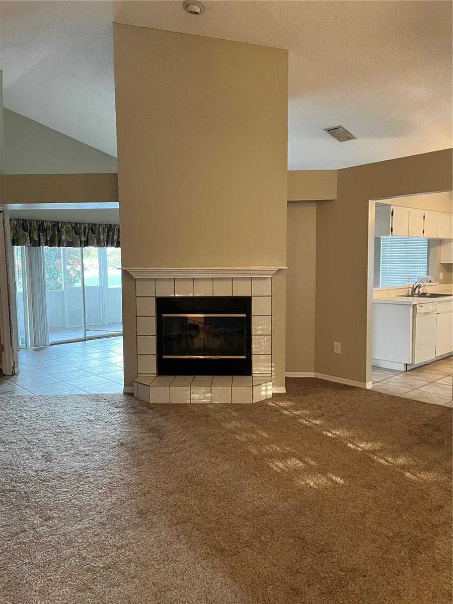 Image 3 of 12 For 2914 Shannon Circle