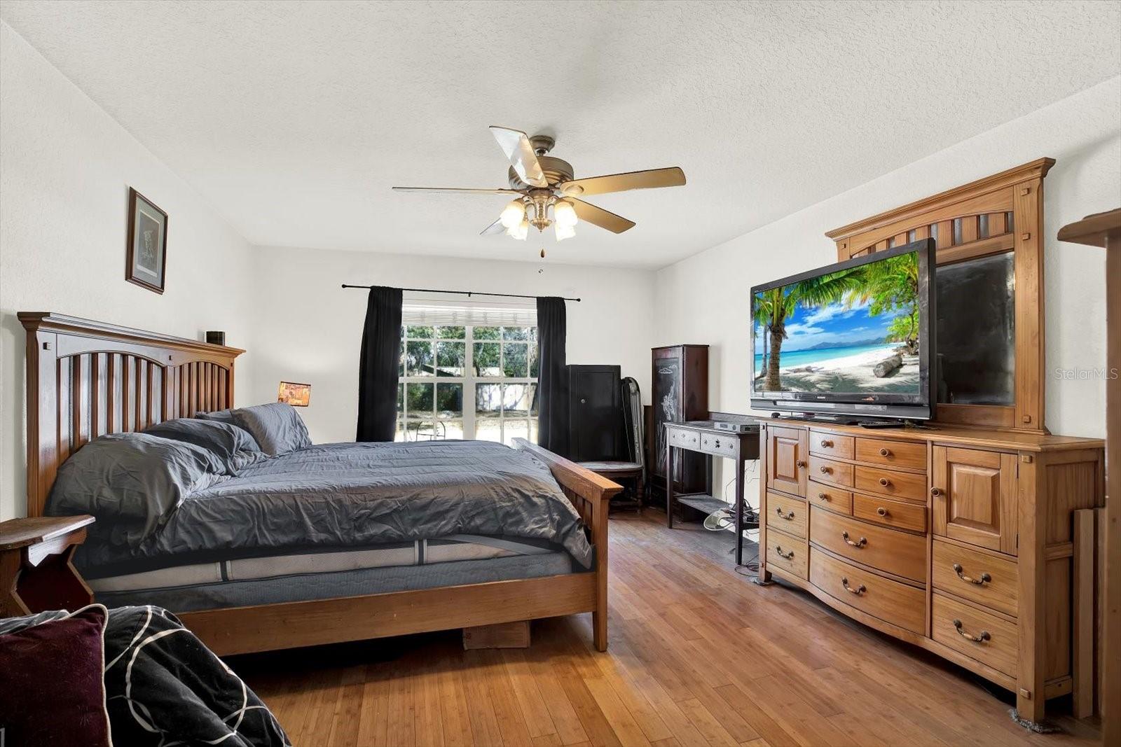 Image 21 of 53 For 8240 Neda Street