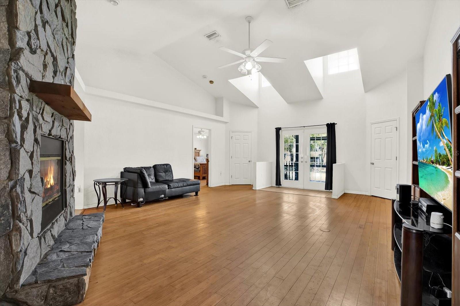 Image 3 of 53 For 8240 Neda Street