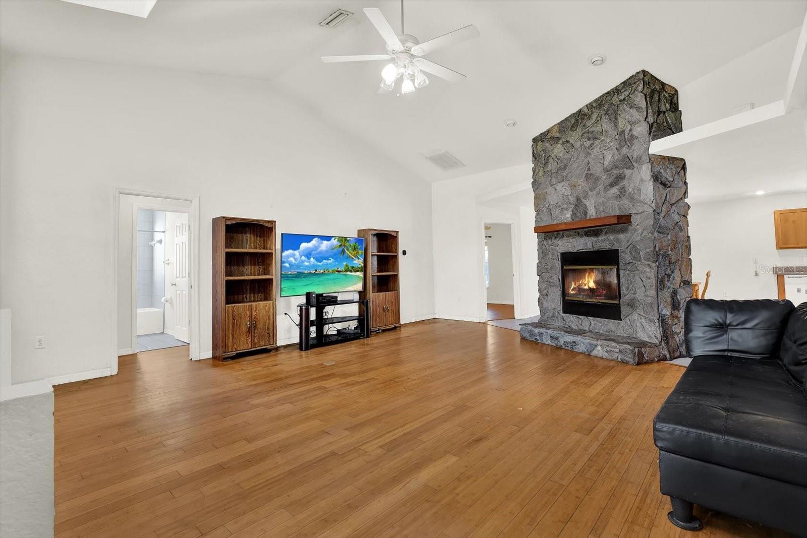 Image 7 of 53 For 8240 Neda Street