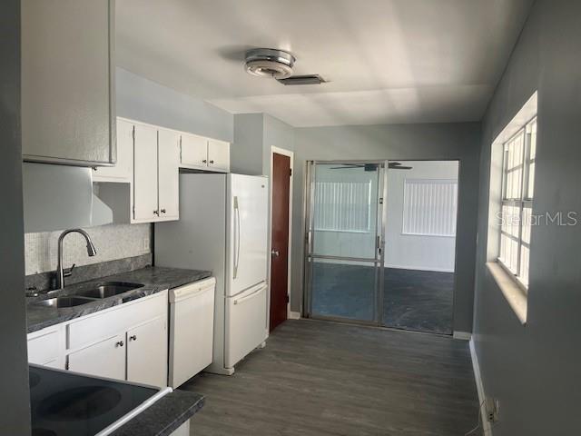 Image 9 of 18 For 6314 Lois Avenue