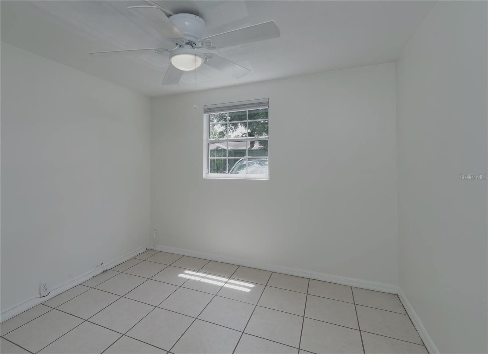 Image 13 of 20 For 833 12th Avenue N A