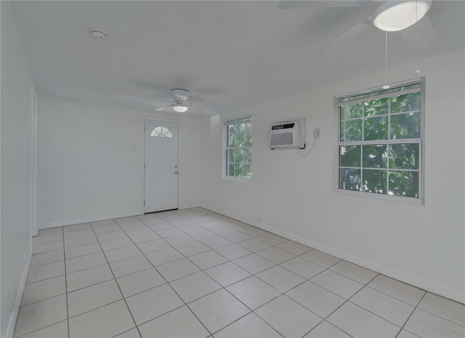 Image 9 of 20 For 833 12th Avenue N A