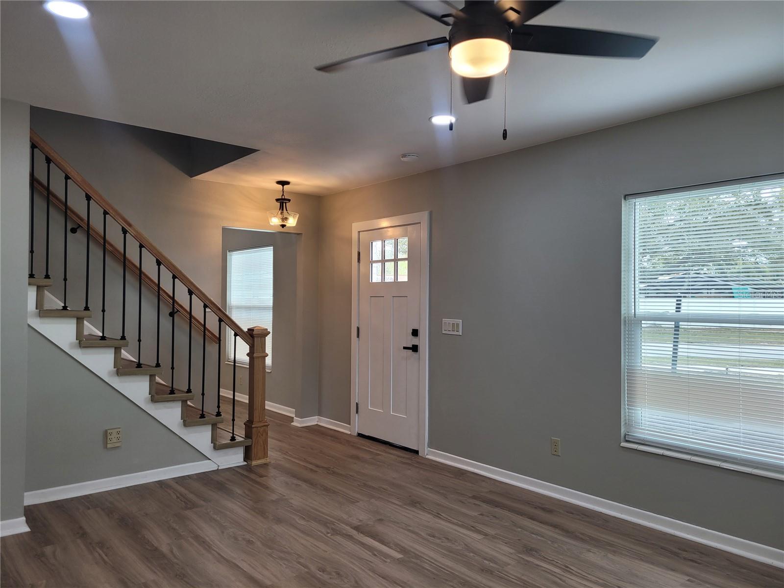 Image 4 of 25 For 8244 125th Street