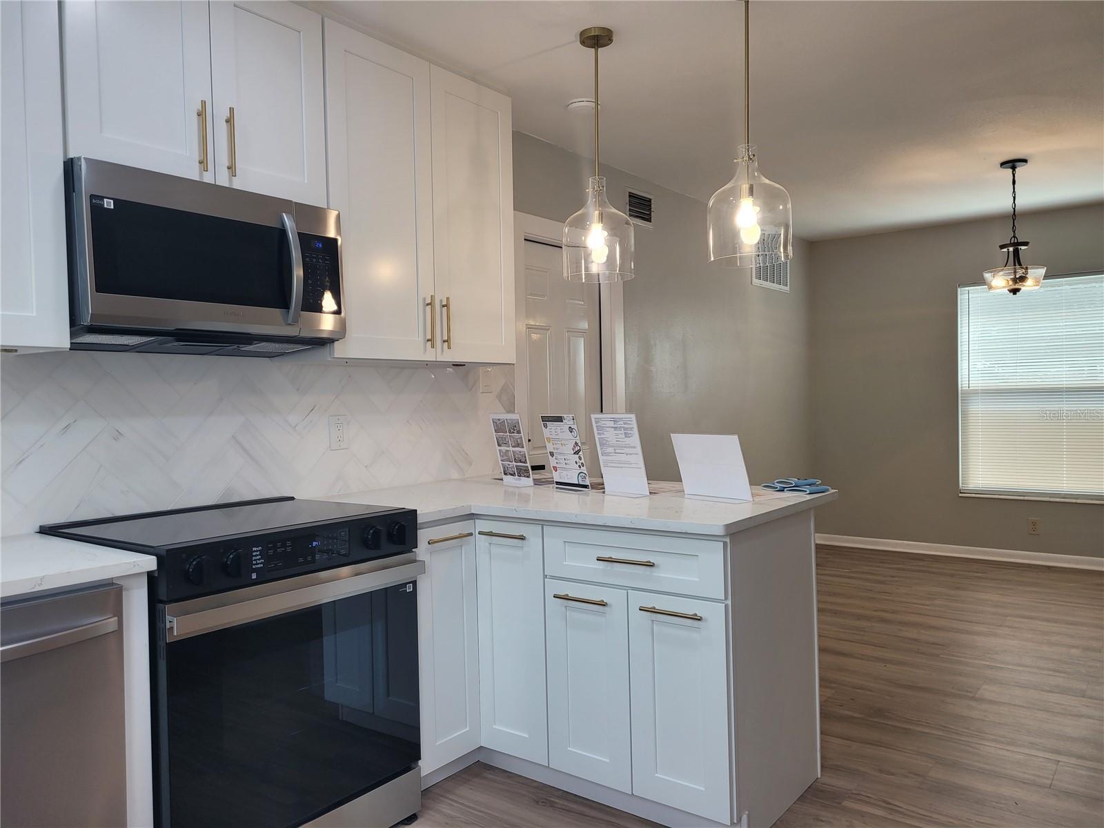 Image 8 of 25 For 8244 125th Street