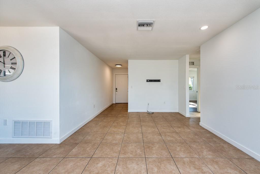 Image 5 of 37 For 4708 Cypress Ridge Place