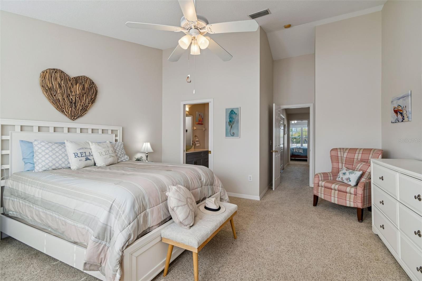 Image 27 of 87 For 11133 Kapok Grand Circle