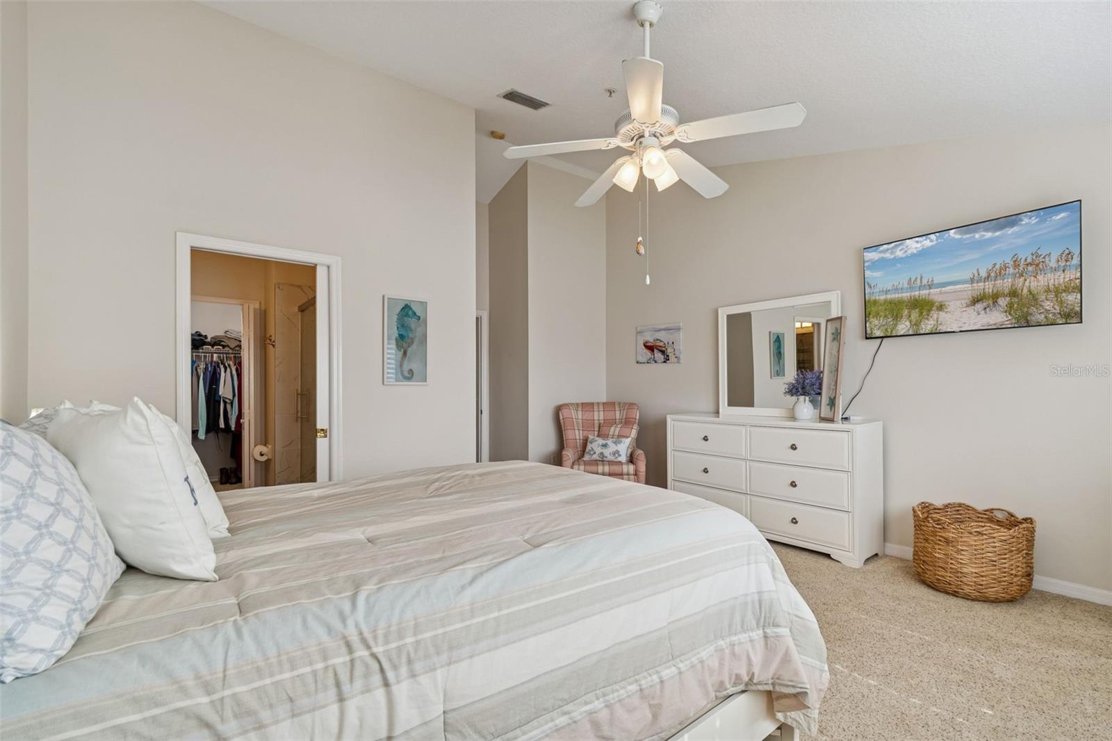 Image 28 of 87 For 11133 Kapok Grand Circle