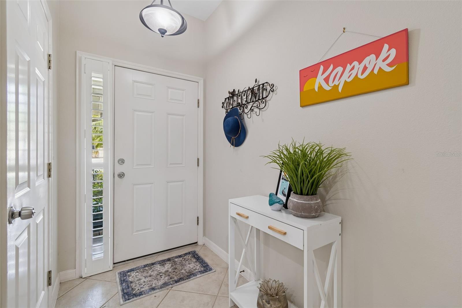 Image 4 of 87 For 11133 Kapok Grand Circle