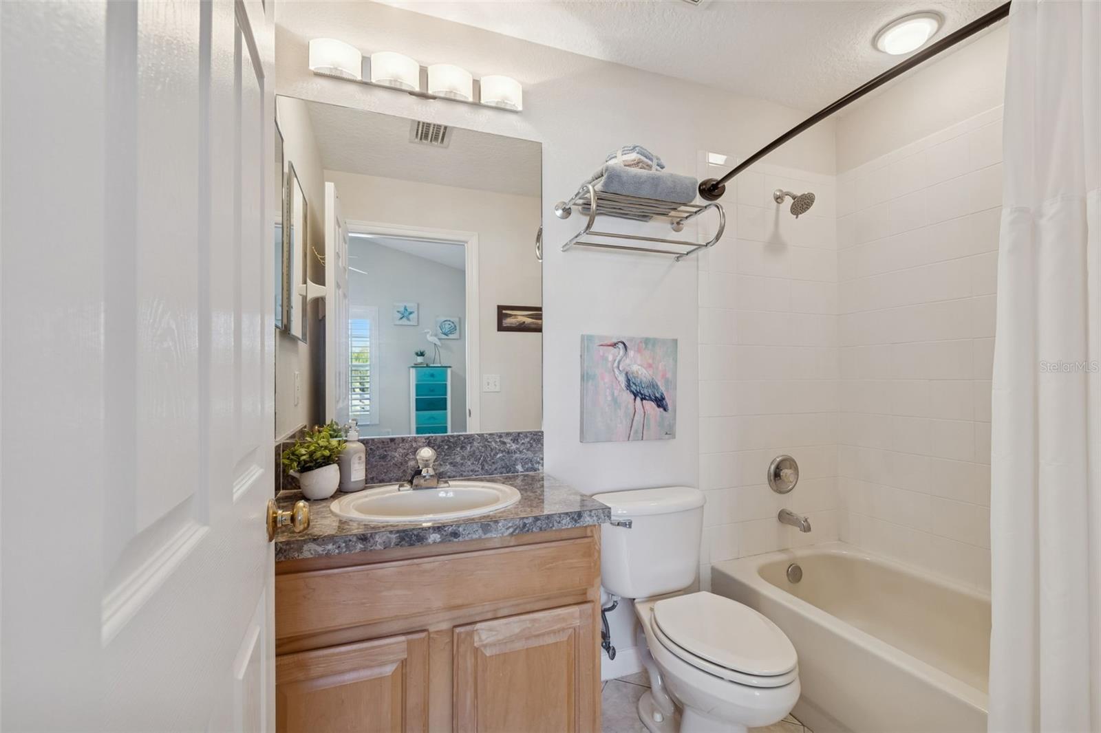 Image 41 of 87 For 11133 Kapok Grand Circle