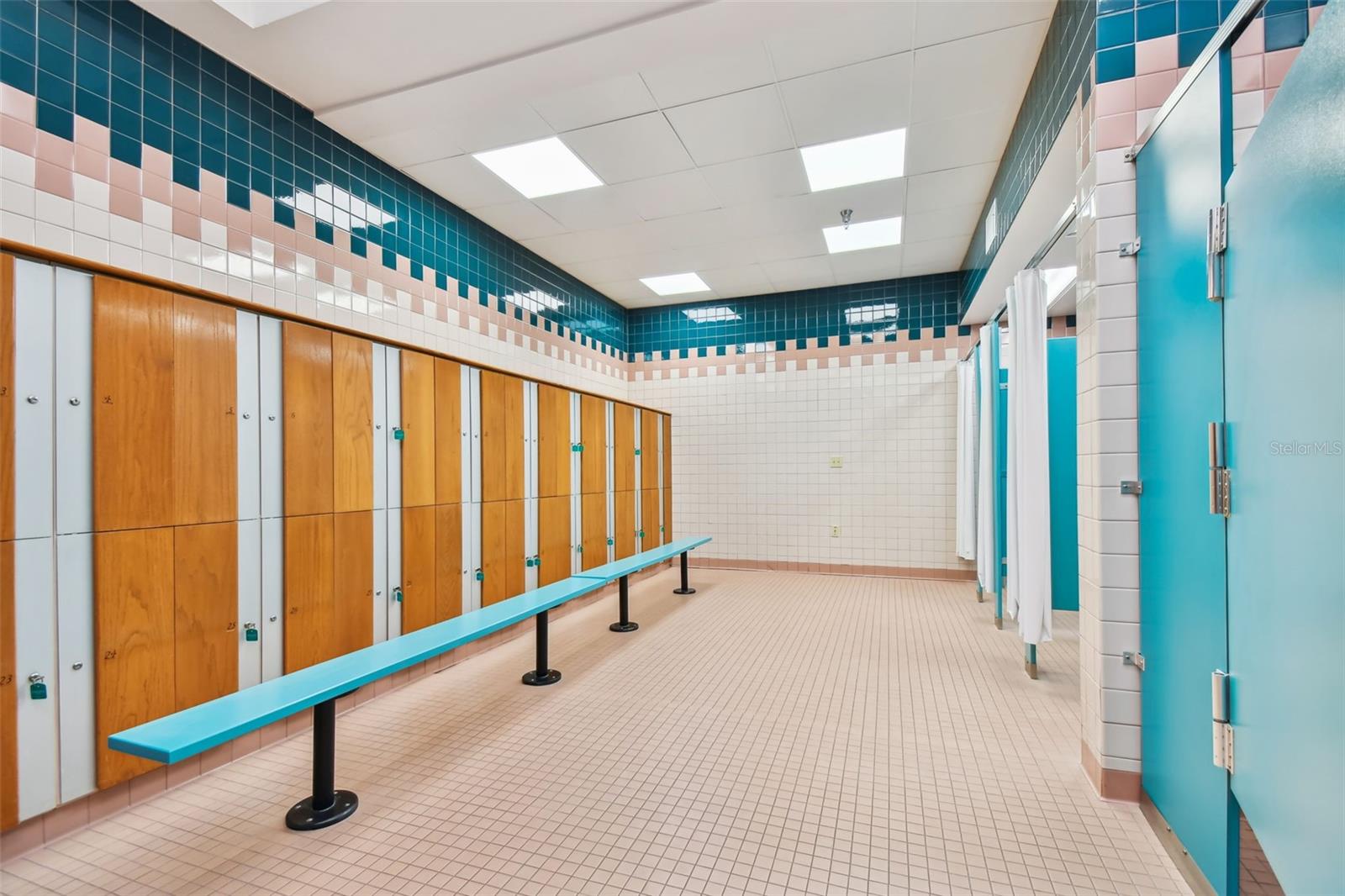 Image 66 of 87 For 11133 Kapok Grand Circle