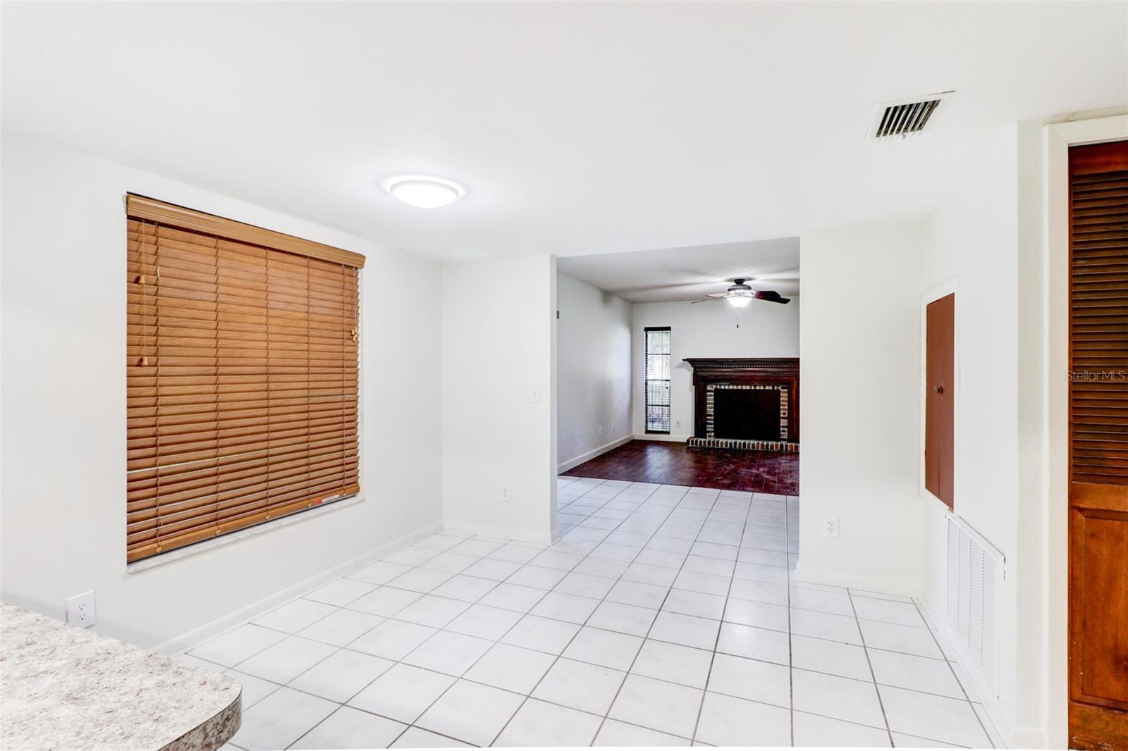 Image 13 of 38 For 16107 Country Crossing Drive